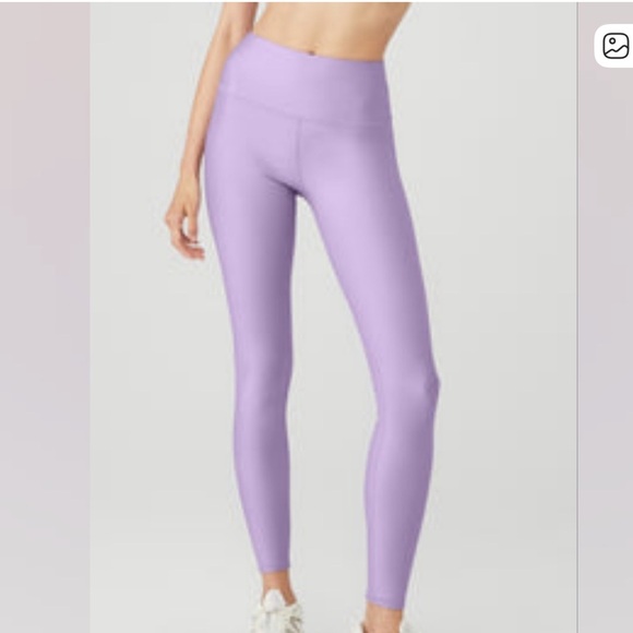 ALO Yoga Pants - ALO Yoga Airlift High-Waist Leggings in Lilac Skies
